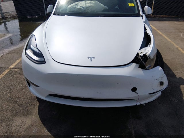 2025 Tesla Model Y Long Range Dual Motor Rear-wheel Drive მანქანა იყიდება აუქციონზე, vin: 7SAYGDED2SA337839, აუქციონის ნომერი: 44802644