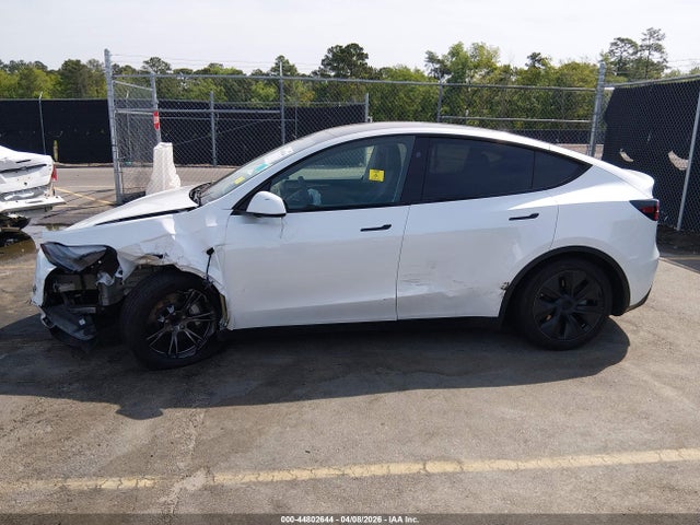 2025 Tesla Model Y Long Range Dual Motor Rear-wheel Drive მანქანა იყიდება აუქციონზე, vin: 7SAYGDED2SA337839, აუქციონის ნომერი: 44802644