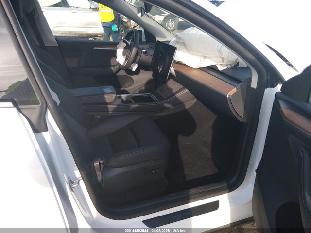 2025 Tesla Model Y Long Range Dual Motor Rear-wheel Drive მანქანა იყიდება აუქციონზე, vin: 7SAYGDED2SA337839, აუქციონის ნომერი: 44802644