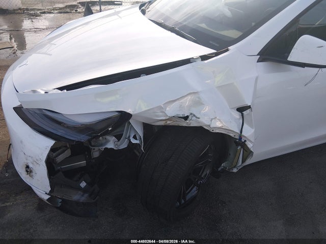 2025 Tesla Model Y Long Range Dual Motor Rear-wheel Drive მანქანა იყიდება აუქციონზე, vin: 7SAYGDED2SA337839, აუქციონის ნომერი: 44802644