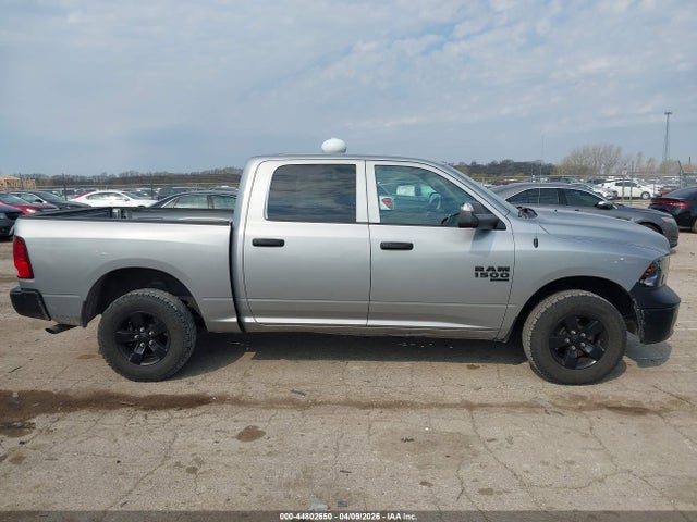 Продажа на аукционе авто 2022 Ram 1500 Classic Tradesman  4x4 5'7 Box, vin: 3C6RR7KG3NG313974, номер лота: 44802650