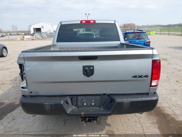 Продажа на аукционе авто 2022 Ram 1500 Classic Tradesman  4x4 5'7 Box, vin: 3C6RR7KG3NG313974, номер лота: 44802650
