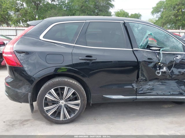 2023 Volvo Xc60 B5 Plus Bright Theme მანქანა იყიდება აუქციონზე, vin: YV4L12RN8P1356914, აუქციონის ნომერი: 44802685