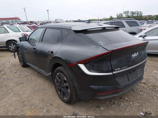 5XYC34JA5SG002486 KIA Ev6 Light Long Range