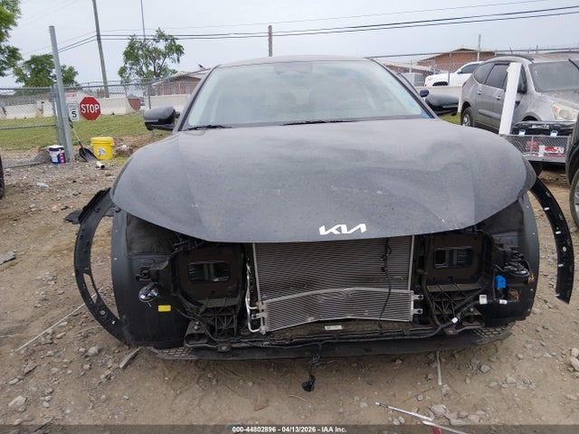 5XYC34JA5SG002486 KIA Ev6 Light Long Range