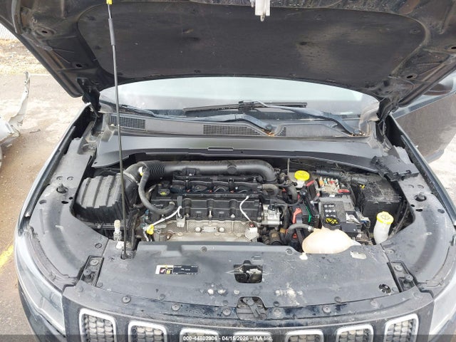 3C4NJCABXJT468987 Jeep Compass Sport Fwd