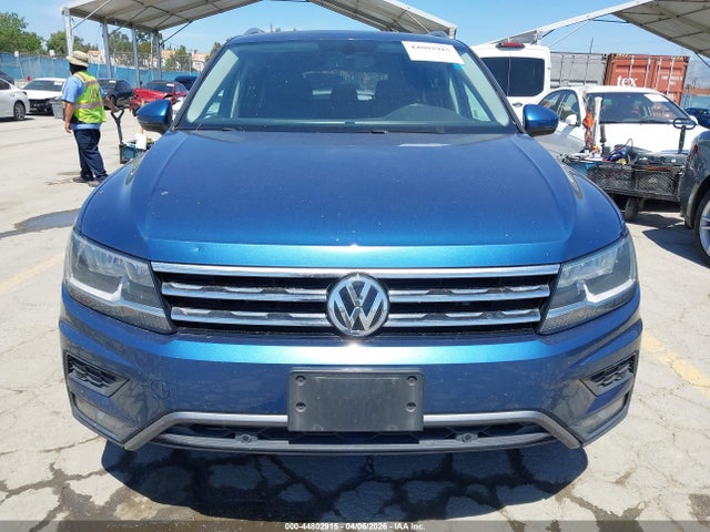 Продажа на аукционе авто 2019 Volkswagen Tiguan 2.0t Se/2.0t Sel/2.0t Sel R-line/2.0t Sel R-line Black, vin: 3VV3B7AX3KM062229, номер лота: 44802915