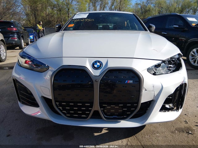 44802950 :رقم المزاد ، WBY33AW06PFR02532 vin ، 2023 Bmw I4 M50 مزاد بيع