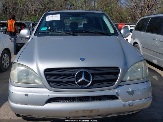 2001 Mercedes-benz Ml 430 მანქანა იყიდება აუქციონზე, vin: 4JGAB72E01A258249, აუქციონის ნომერი: 44802964