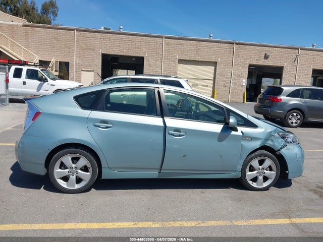 Toyota Prius Five 2015 JTDKN3DU3F1897021 Image 13