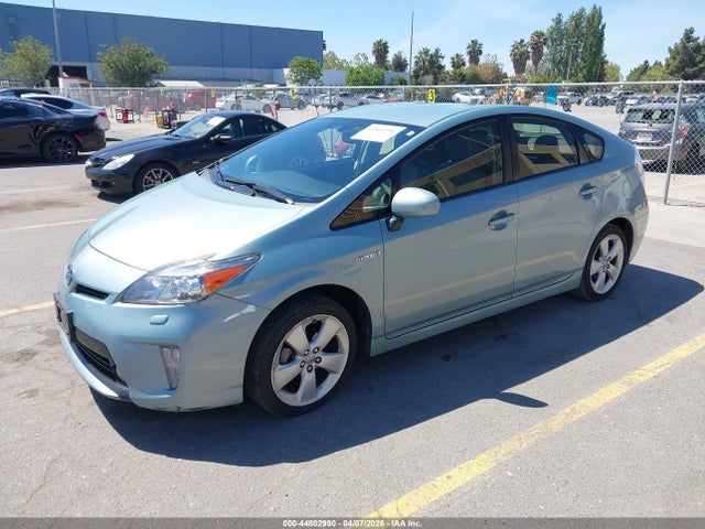 Toyota Prius Five 2015 JTDKN3DU3F1897021 Image 2