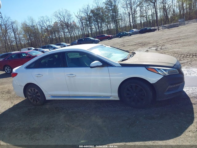 Продаж на аукціоні авто 2015 Hyundai Sonata Sport, vin: 5NPE34AF4FH052671, номер лоту: 44802993