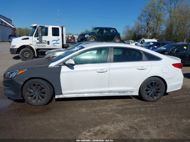 Продаж на аукціоні авто 2015 Hyundai Sonata Sport, vin: 5NPE34AF4FH052671, номер лоту: 44802993