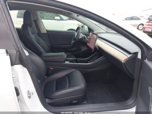 Tesla Model 3 Long Range/mid Range 2018 5YJ3E1EA9JF161505 Image 5