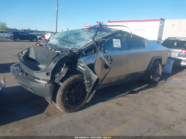 Tesla Cybertruck All-wheel Drive 2024 7G2CEHED6RA037068 Image 2