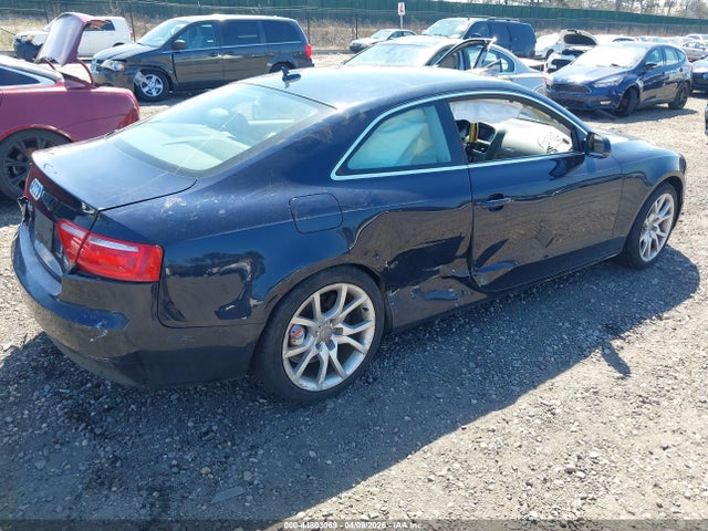 Продажа на аукционе авто 2011 Audi A5 2.0t Premium, vin: WAUGFAFR5BA045809, номер лота: 44803069