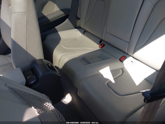 Продажа на аукционе авто 2011 Audi A5 2.0t Premium, vin: WAUGFAFR5BA045809, номер лота: 44803069