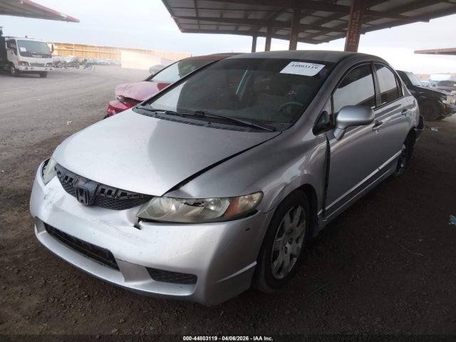 Aukcja sprzedaży 2010 Honda Civic Lx, vin: 19XFA1F51AE058711, numer aukcji: 44803119