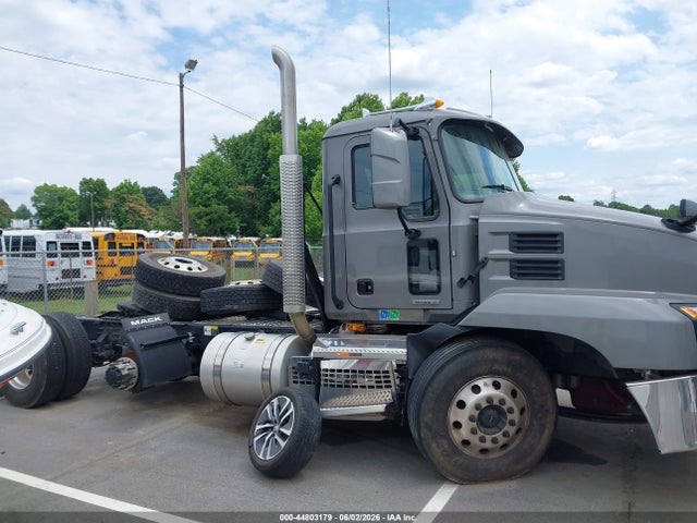 Продаж на аукціоні авто 2025 Mack Anthem, vin: 1M1AN4GY2SM053299, номер лоту: 44803179