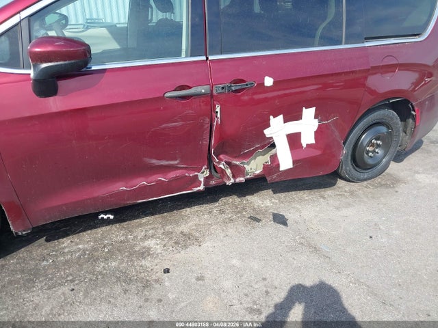 2021 CHRYSLER VOYAGER 2C4RC1AG3MR526439 Photo 5
