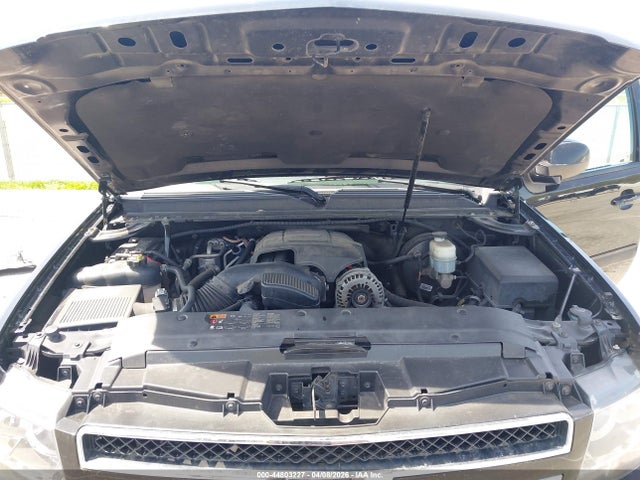 44803227 :رقم المزاد ، 1GNSKJE75ER116142 vin ، 2014 Chevrolet Suburban 1500 Lt مزاد بيع