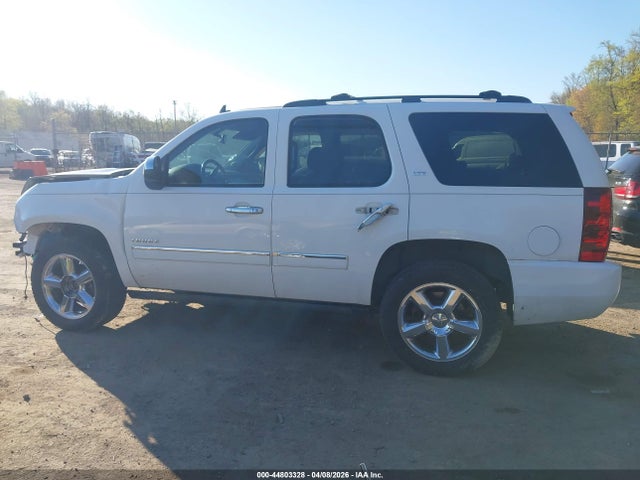 2011 Chevrolet Tahoe Ltz მანქანა იყიდება აუქციონზე, vin: 1GNSKCE04BR228389, აუქციონის ნომერი: 44803328