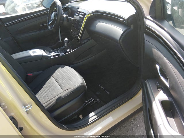 5NTJDDAF5NH010408 Hyundai Santa Cruz Sel Premium