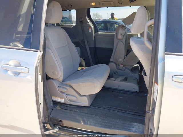 2015 TOYOTA SIENNA 5TDKK3DC1FS655086 Photo 7
