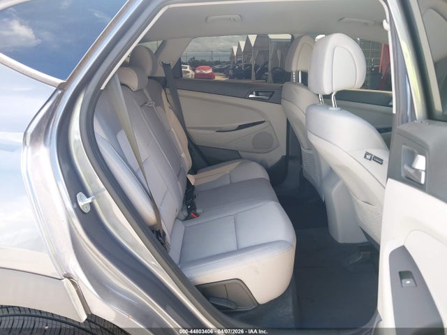 2018 HYUNDAI TUCSON KM8J23A44JU657939 Photo 7