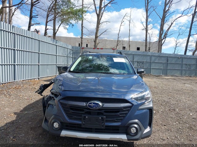 44803409 :رقم المزاد ، 4S4BTANC0R3277134 vin ، 2024 Subaru Outback Limited مزاد بيع