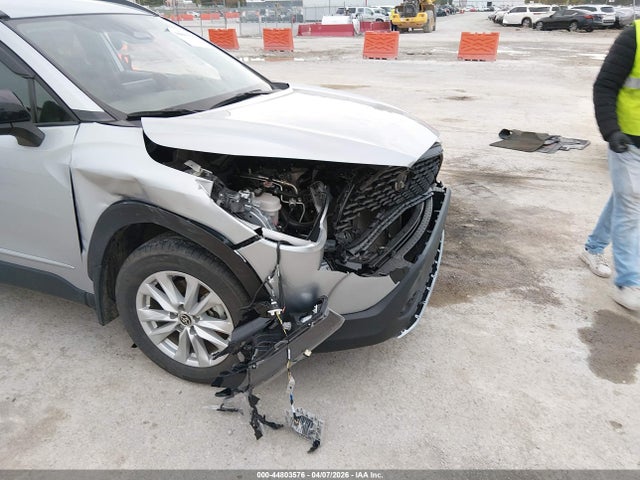 2025 Toyota Corolla Cross Le მანქანა იყიდება აუქციონზე, vin: 7MUCAABG4SV133067, აუქციონის ნომერი: 44803576