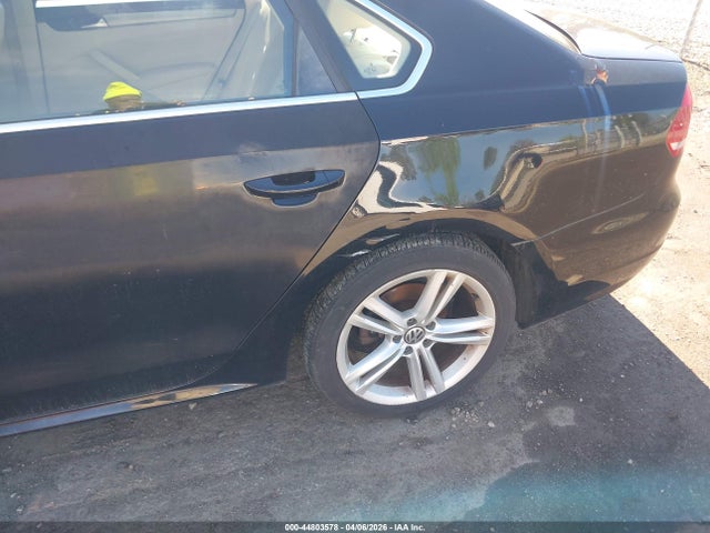 Продаж на аукціоні авто 2014 Volkswagen Passat 1.8t Se, vin: 1VWBT7A31EC032699, номер лоту: 44803578