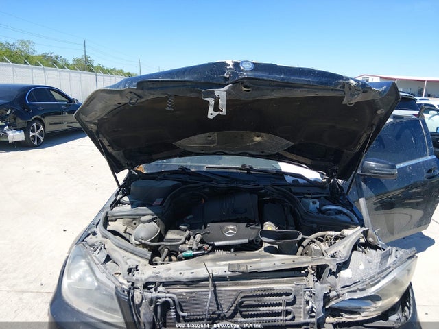 2012 Mercedes-benz C 250 მანქანა იყიდება აუქციონზე, vin: WDDGJ4HB9CF794982, აუქციონის ნომერი: 44803614