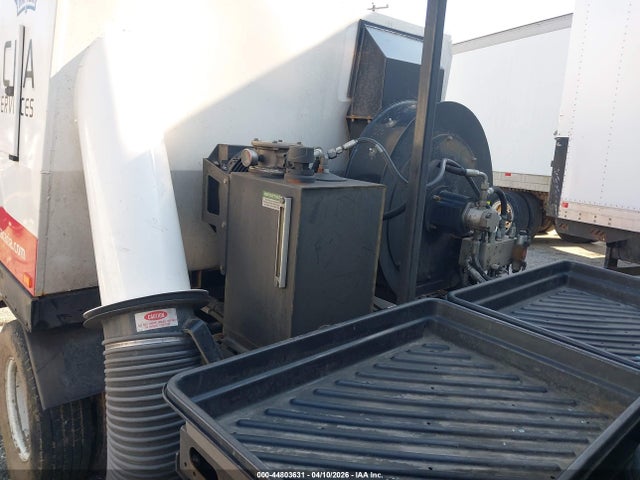 Isuzu NPR 2024 54DB4W1D8RS210375 Image 6