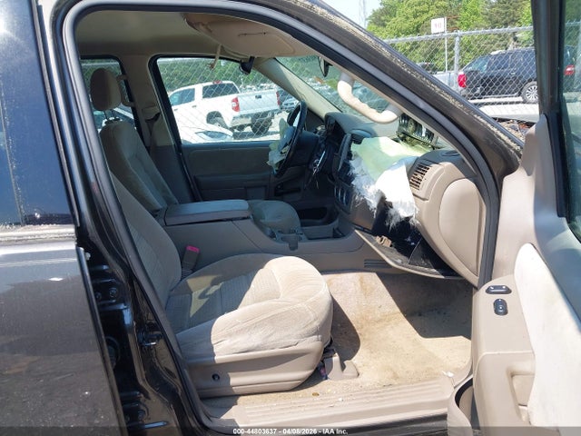 44803637 :رقم المزاد ، 1FMZU63WX5ZA46125 vin ، 2005 Ford Explorer Xlt/xlt Sport مزاد بيع