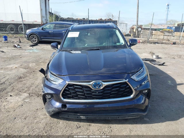 5TDEBRCH2MS041268 Toyota Highlander Hybrid Platinum