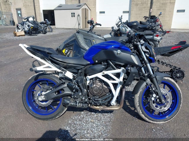 JYARM27E8JA001543 Yamaha MT07