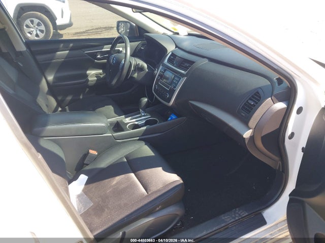 2017 Nissan Altima 2.5 Sr მანქანა იყიდება აუქციონზე, vin: 1N4AL3AP6HN324471, აუქციონის ნომერი: 44803663