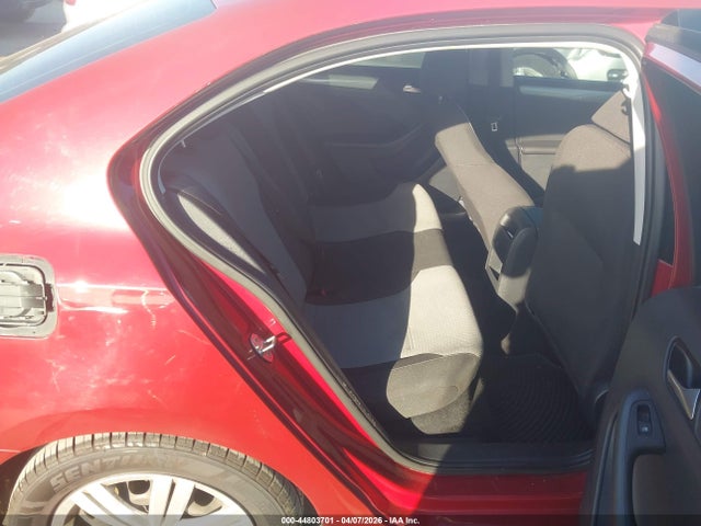 Продажа на аукционе авто 2017 Volkswagen Jetta 1.4t S, vin: 3VW2B7AJ4HM284239, номер лота: 44803701