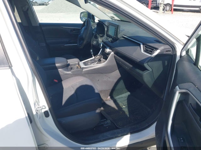 Toyota RAV4 LE 2020 2T3K1RFVXLC064223 Image 5