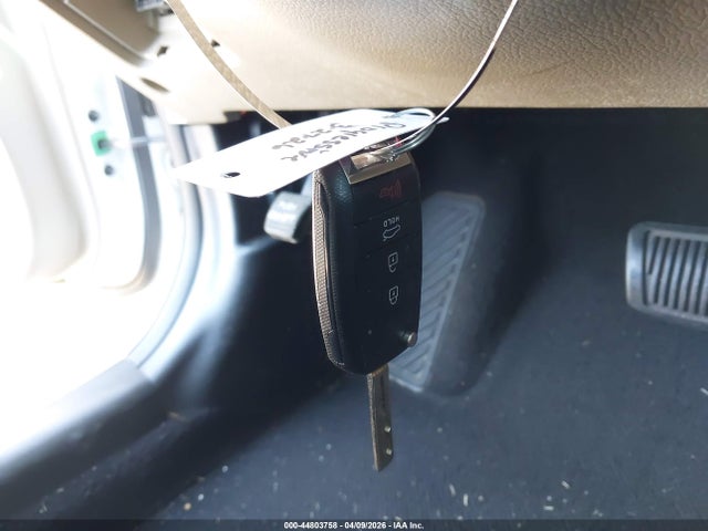 2015 Kia Optima Lx მანქანა იყიდება აუქციონზე, vin: 5XXGM4A72FG462279, აუქციონის ნომერი: 44803758