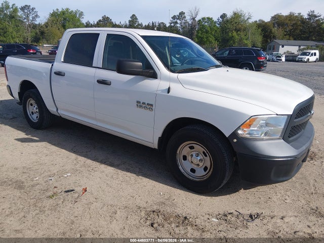 2018 RAM 1500 1C6RR6KG6JS285343