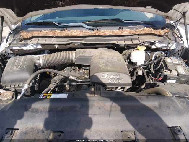 2018 RAM 1500 1C6RR6KG6JS285343 Photo 9