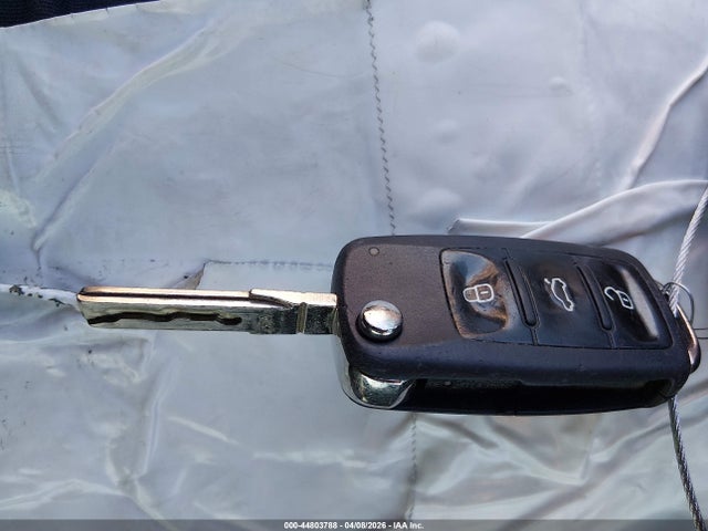 Продаж на аукціоні авто 2014 Volkswagen Beetle 2.5l, vin: 3VWJP7AT8EM631310, номер лоту: 44803788