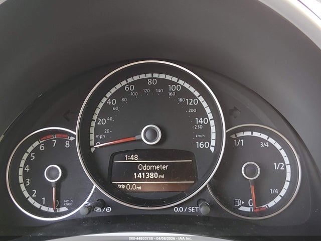 Продаж на аукціоні авто 2014 Volkswagen Beetle 2.5l, vin: 3VWJP7AT8EM631310, номер лоту: 44803788