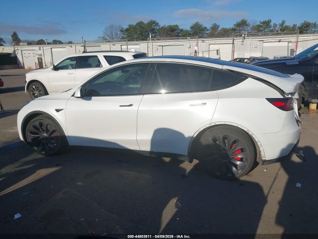 44803811 :رقم المزاد ، 7SAYGDEF5PF704860 vin ، 2023 Tesla Model Y Performance Dual Motor All-wheel Drive مزاد بيع