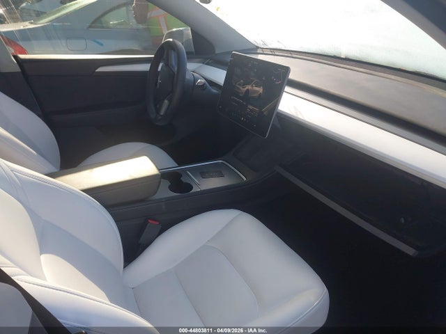 2023 TESLA MODEL Y 7SAYGDEF5PF704860 Photo 4
