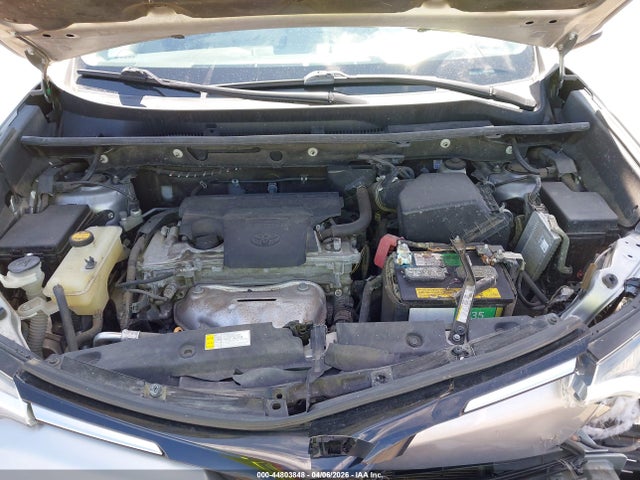 2T3WFREV3HW395705 Toyota Rav4 Xle