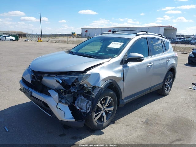 2T3WFREV3HW395705 Toyota Rav4 Xle