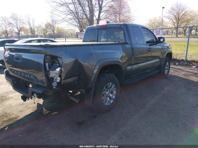 2018 Toyota Tacoma Sr5 მანქანა იყიდება აუქციონზე, vin: 5TFSX5EN8JX060638, აუქციონის ნომერი: 44803873